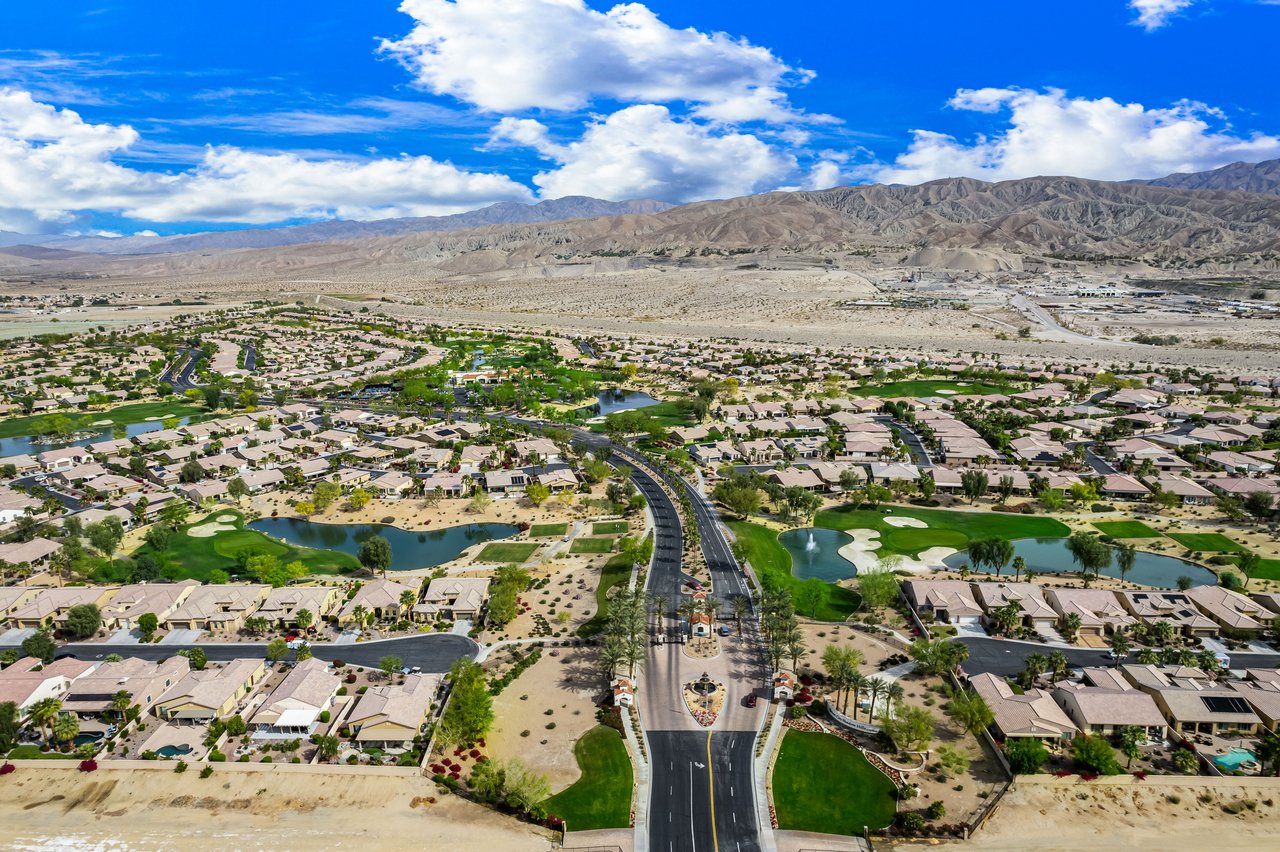 81778 Avenida Estuco