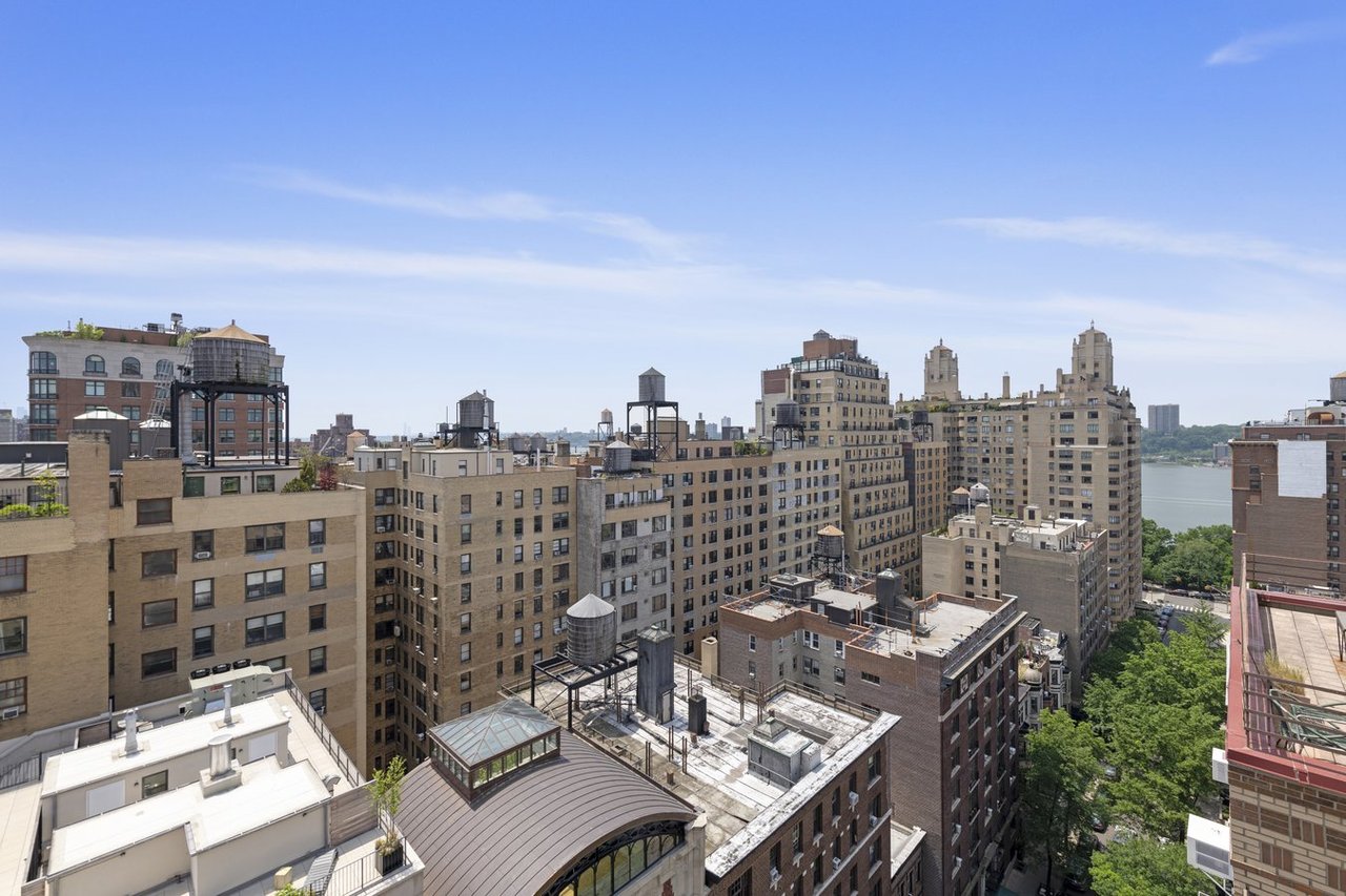 565 West End Avenue 19B