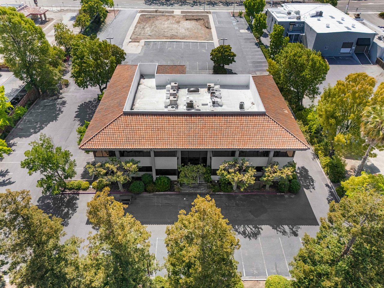 992 S De Anza Blvd