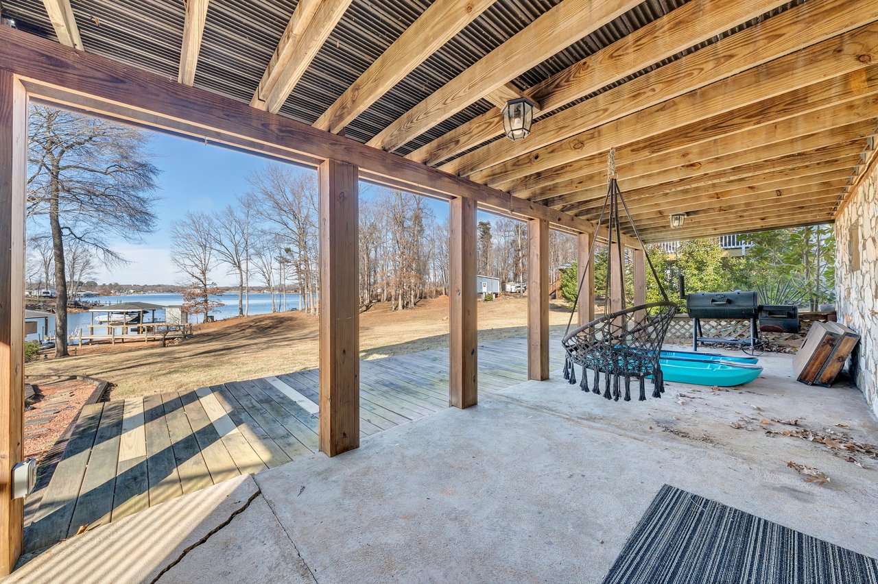 1111 Jefferson Dock RD