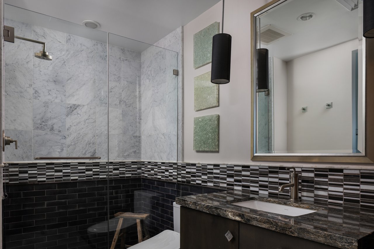 140 E RIO SALADO Parkway 1201