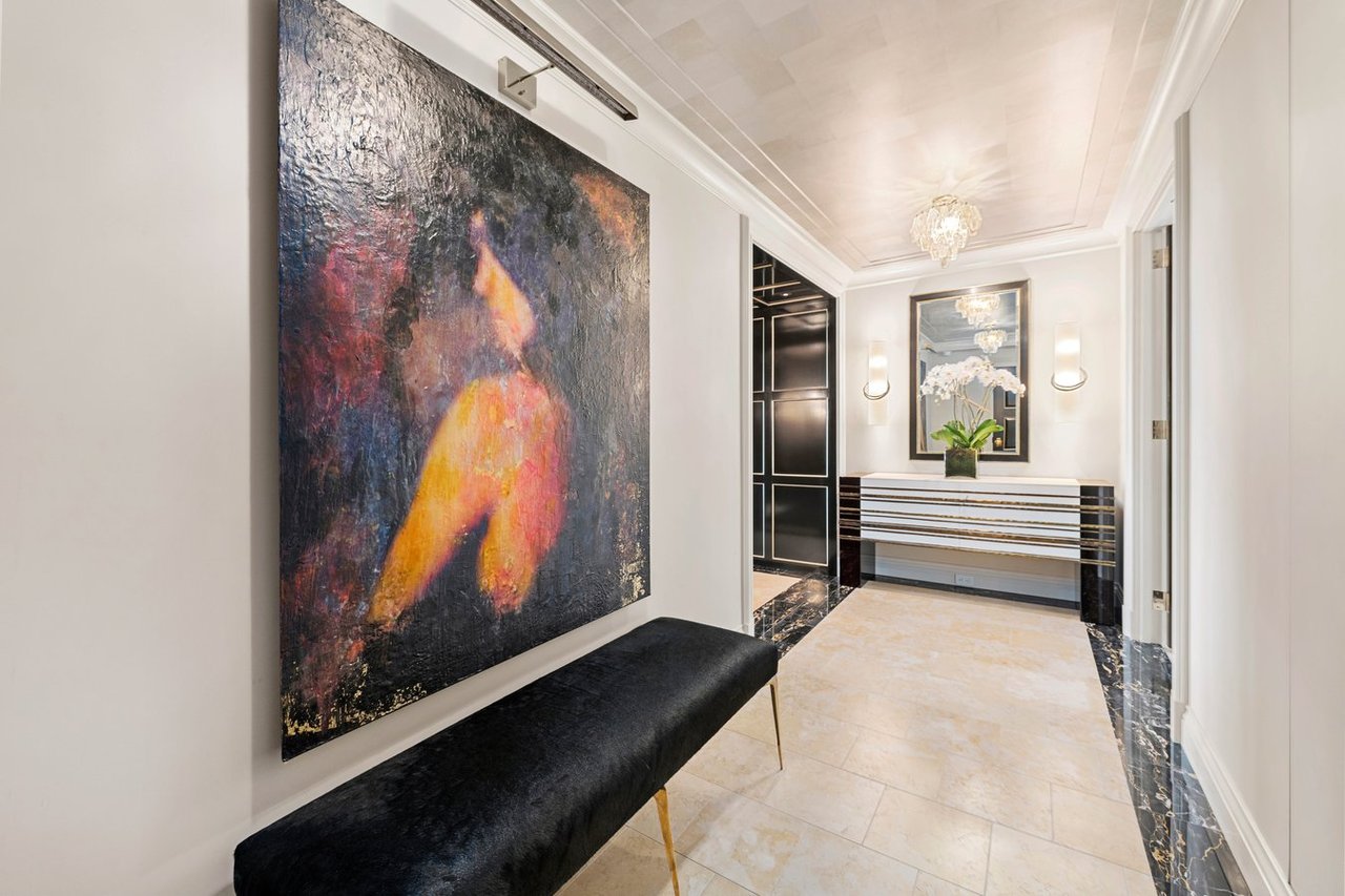 210 Central Park South, 11CD