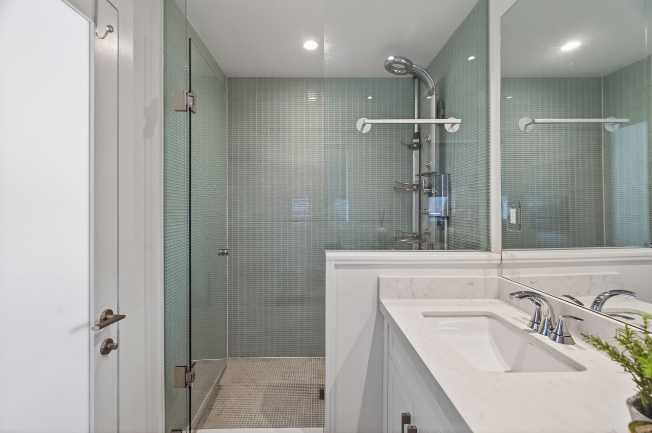 SOLD. Beautifully Updated Bungalow