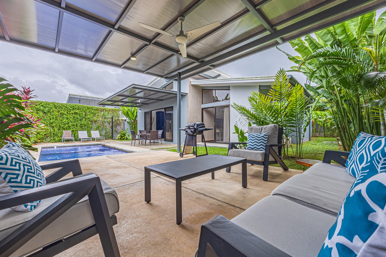 Uvita Home in Jardines del Sol with Private Pool and Dual Suites