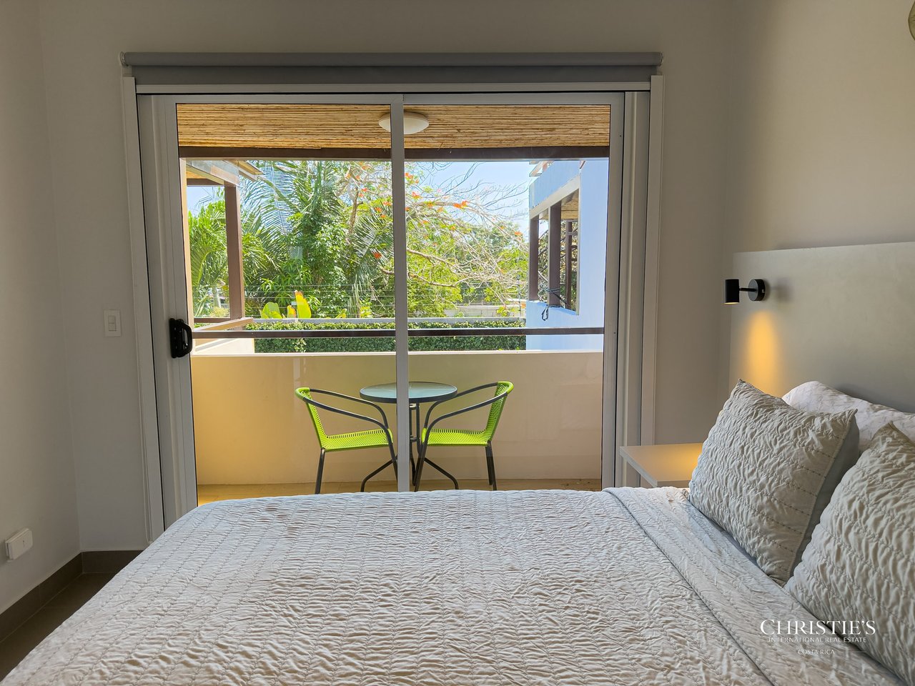 Ciudad del Mar Modern Home - South Jaco Beach 