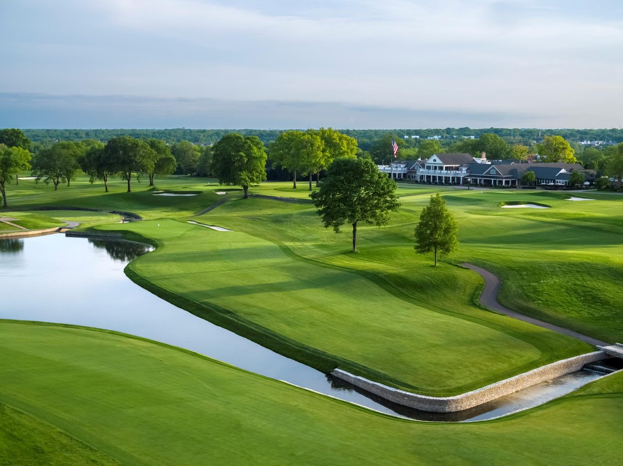 Country Club Living in Columbus, Ohio: The Ultimate Community Guide