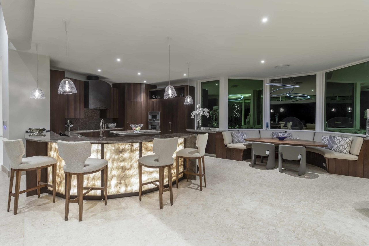 Halo Villa