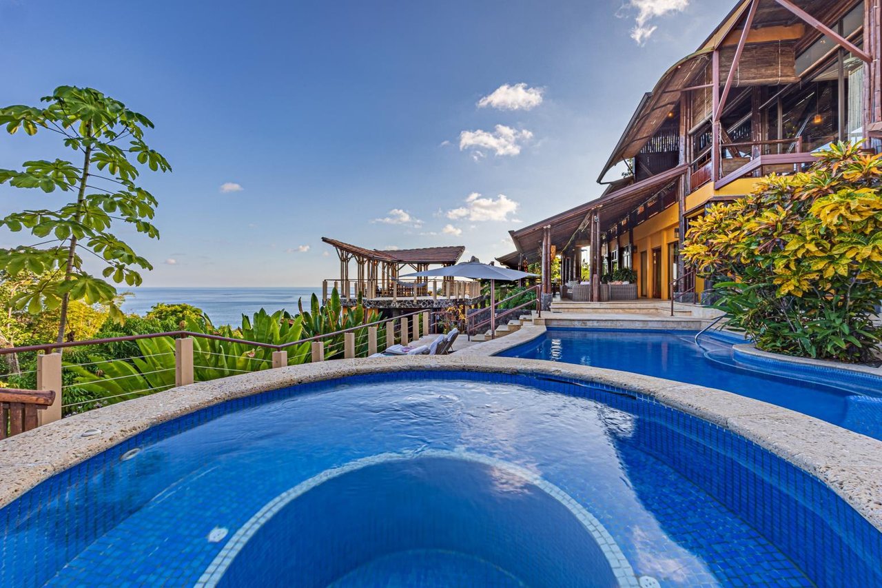 Casa Ramon, Distinguished Tropical Living Near Dominical