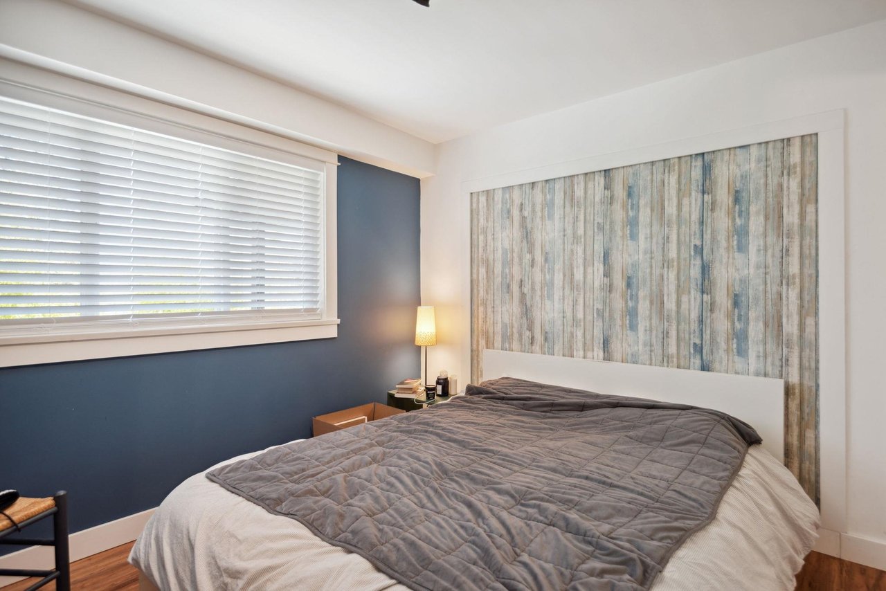 1253 Bracknell Cres