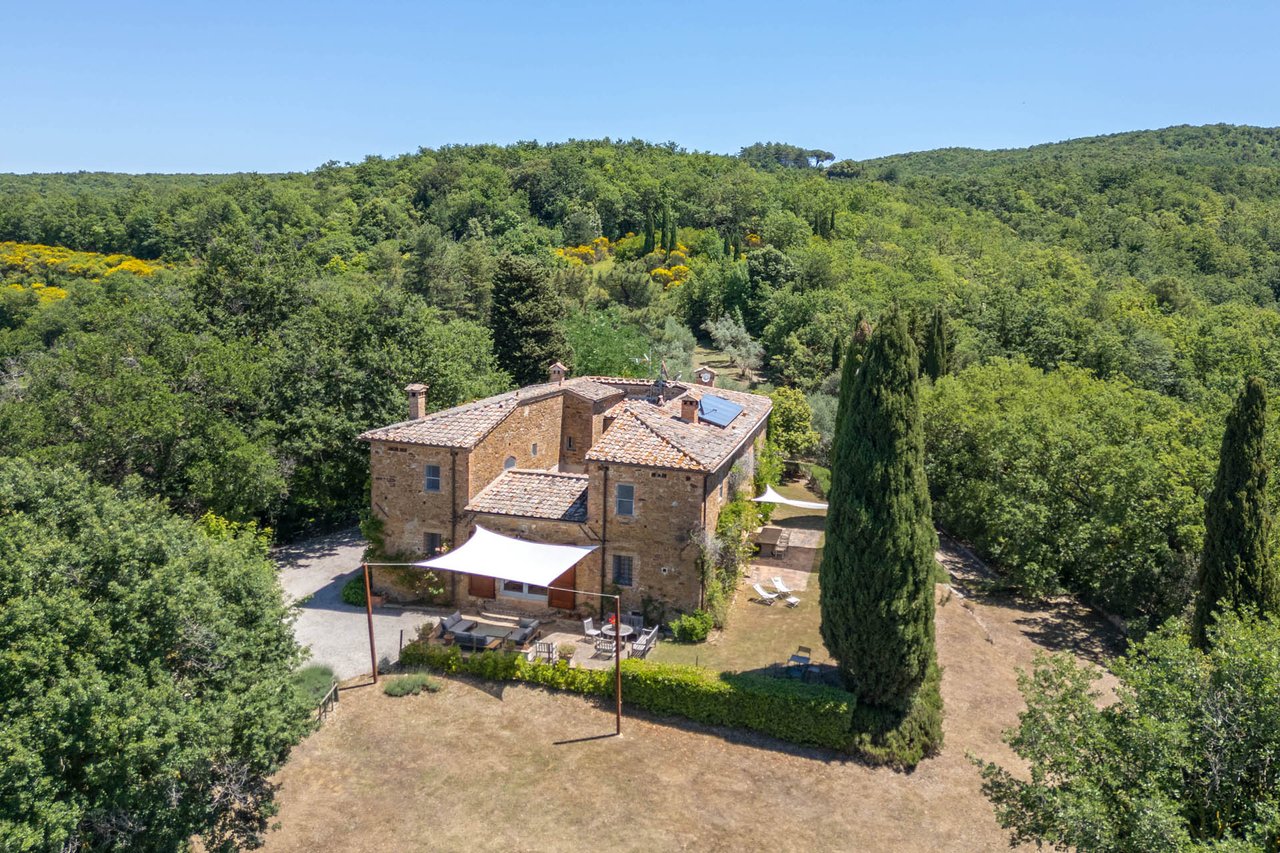 Villa - San Giovanni d'Asso (Siena)