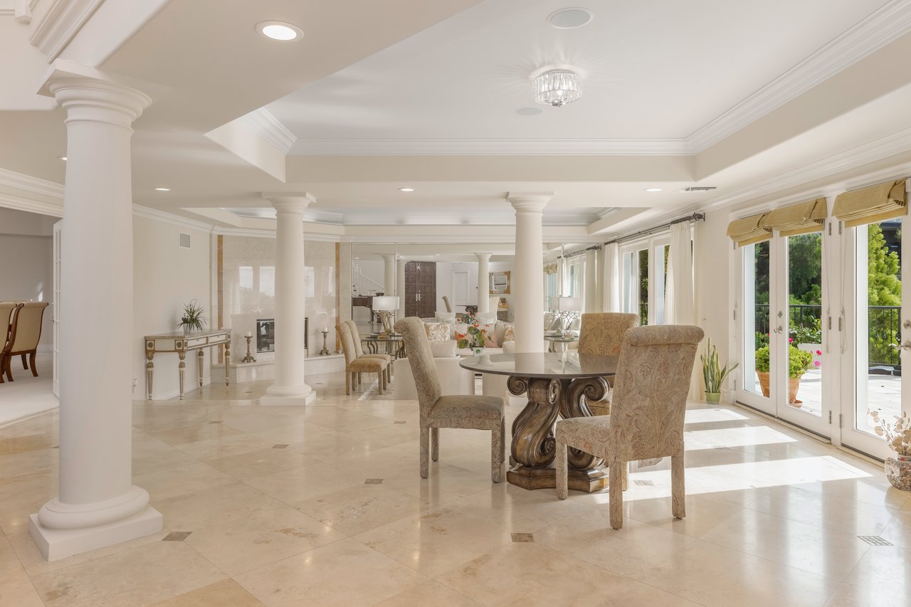 1922 Bel Air Rd