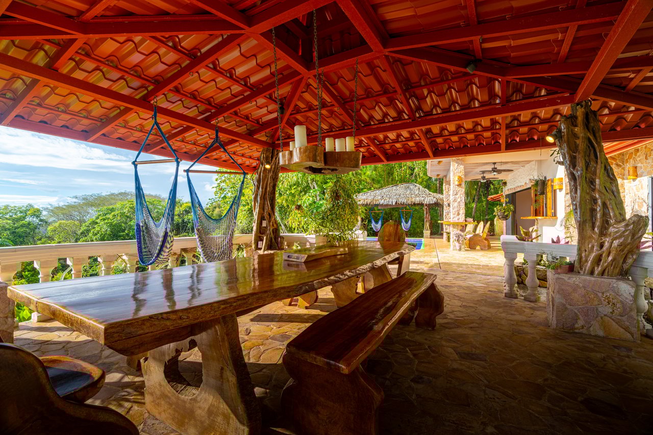 Castillo Puesta del Sol, Escalares - 