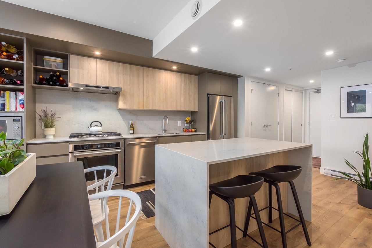 421-38362 Buckley Ave