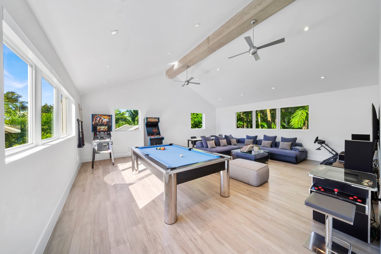 180 Cape Florida Drive