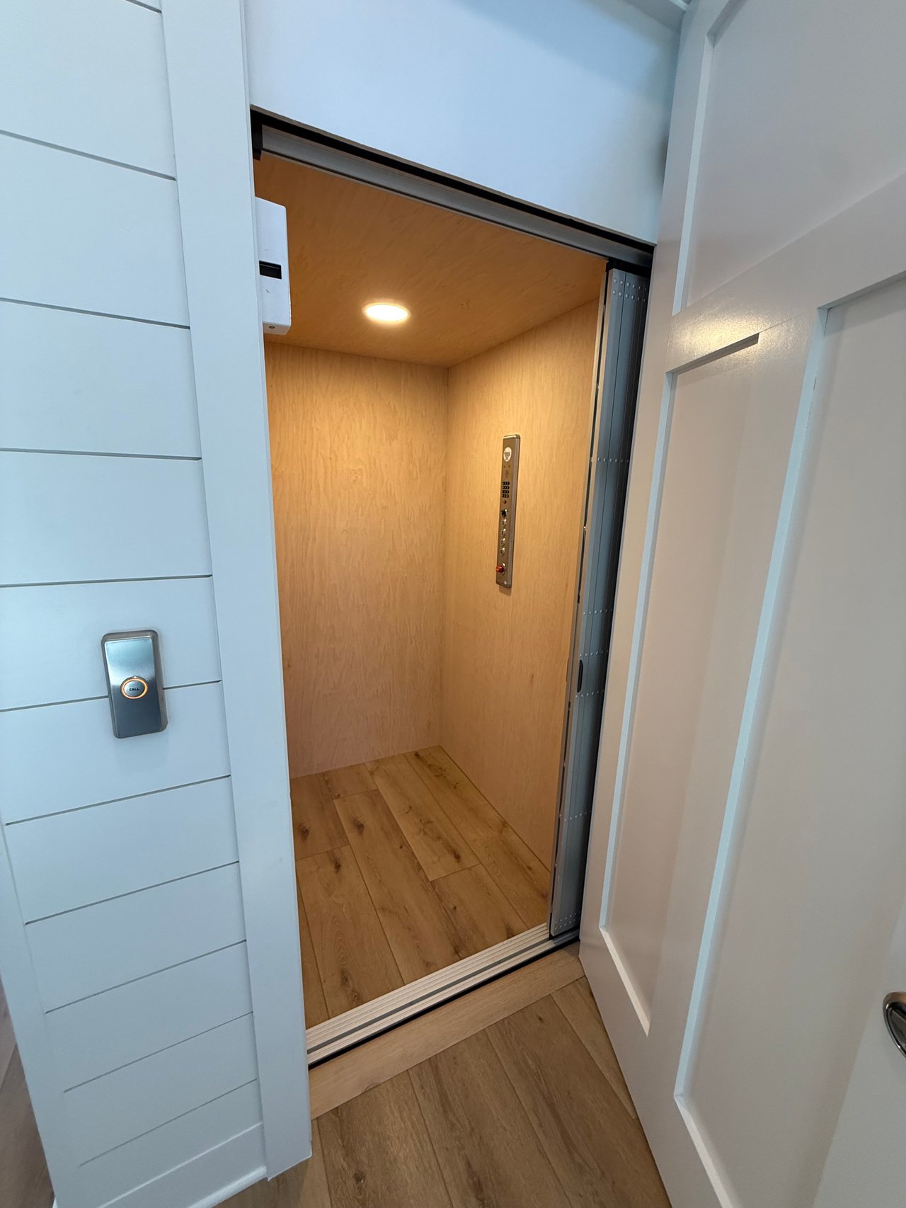 PERDIDO KEY BEACH HOUSE 208 CLIPPER DR 