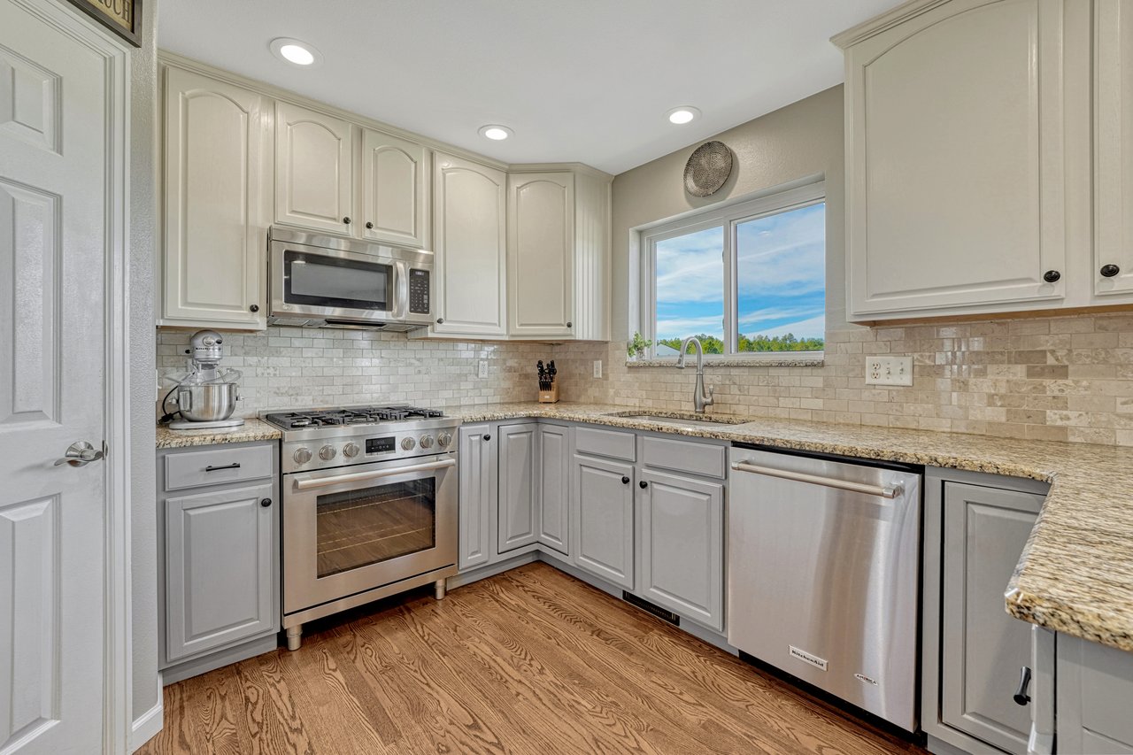 20220 E Elk Creek Drive