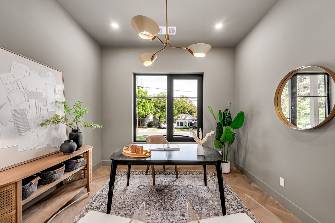 8815 San Leandro Drive