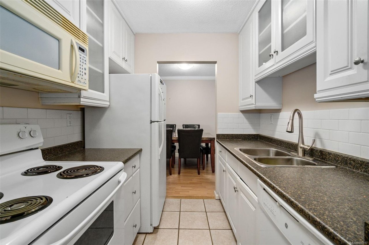 309-1870 McKenzie Ave