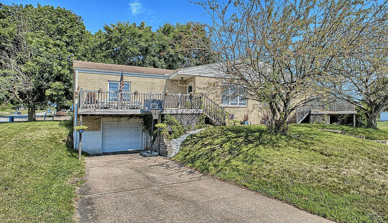 303 Thomas School Road