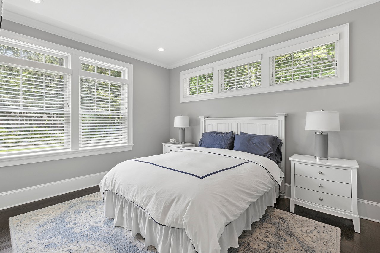 24 Seely Lane