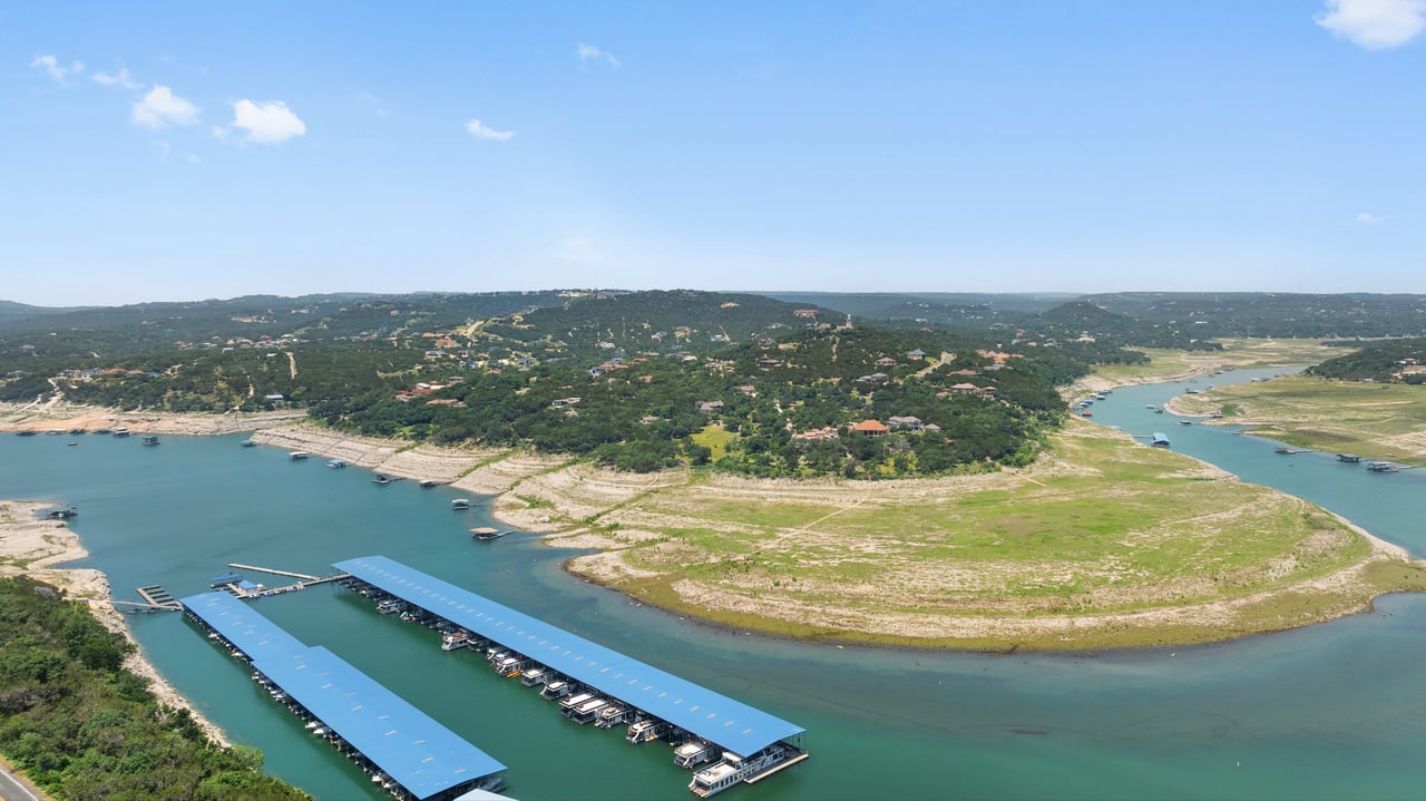 Premium 9.67-acre homesite in gated Northlake Hills - Lago Vista