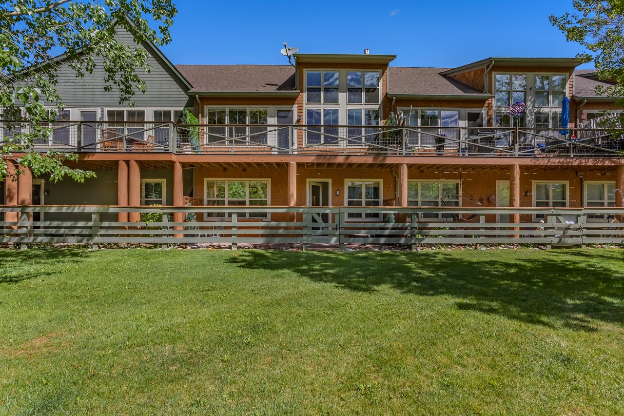 Luxury Living in the Heart of Willits
