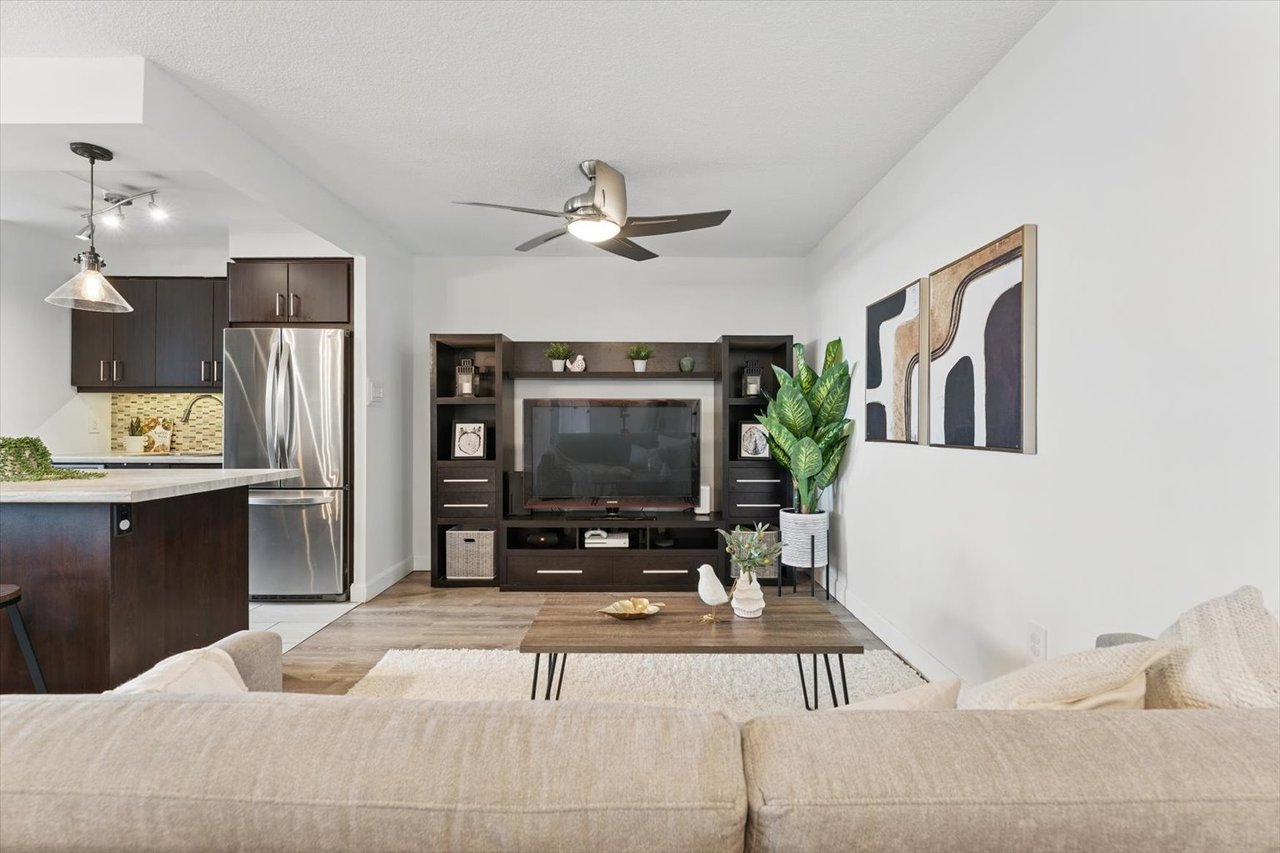 966 Inverhouse Dr 709
