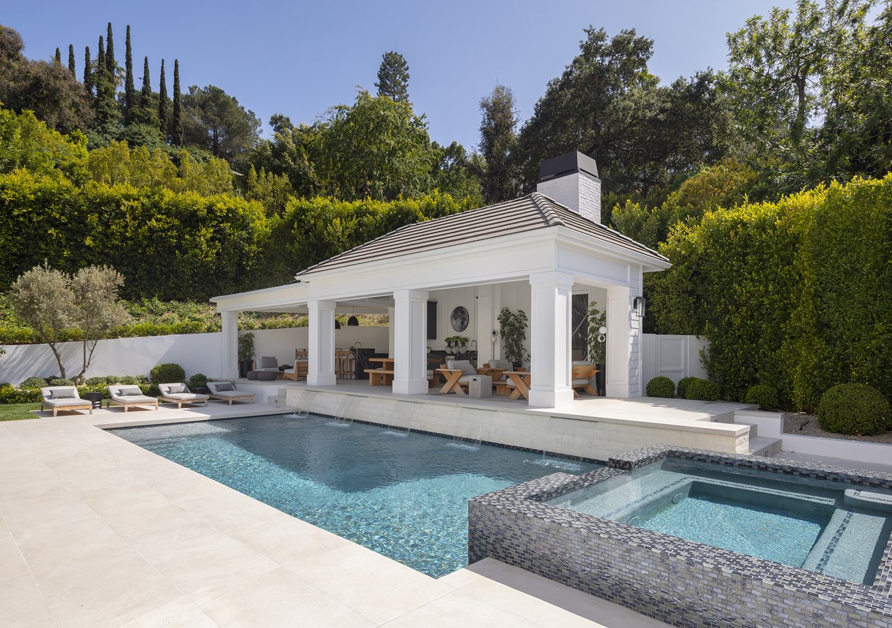 9520 Hidden Valley Rd, Beverly Hills