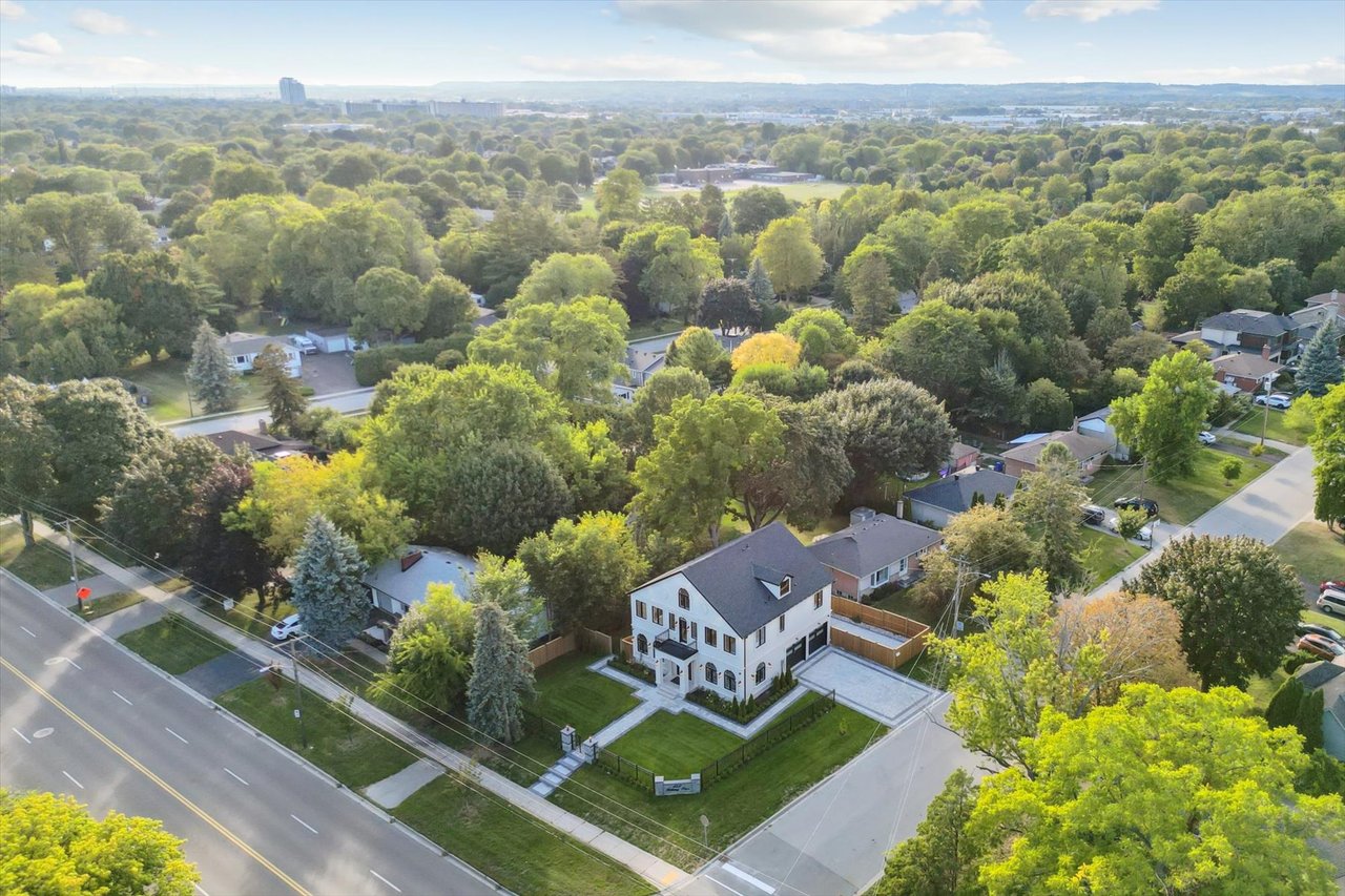452 Rothesay Place