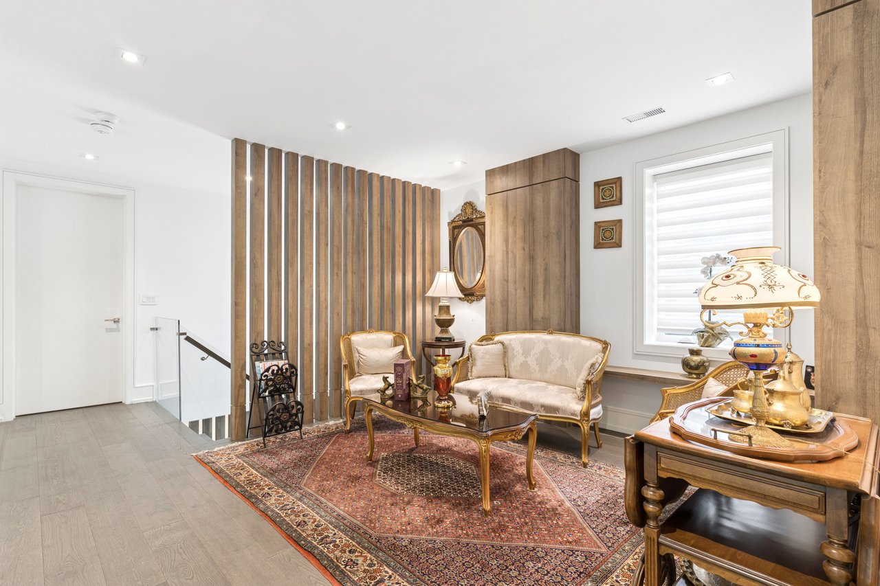 150 Sandringham Drive