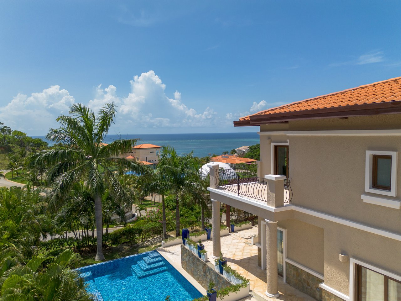 Pearl Ct., Villa 1103