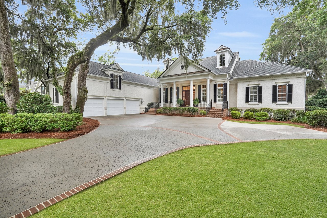 Colleton River