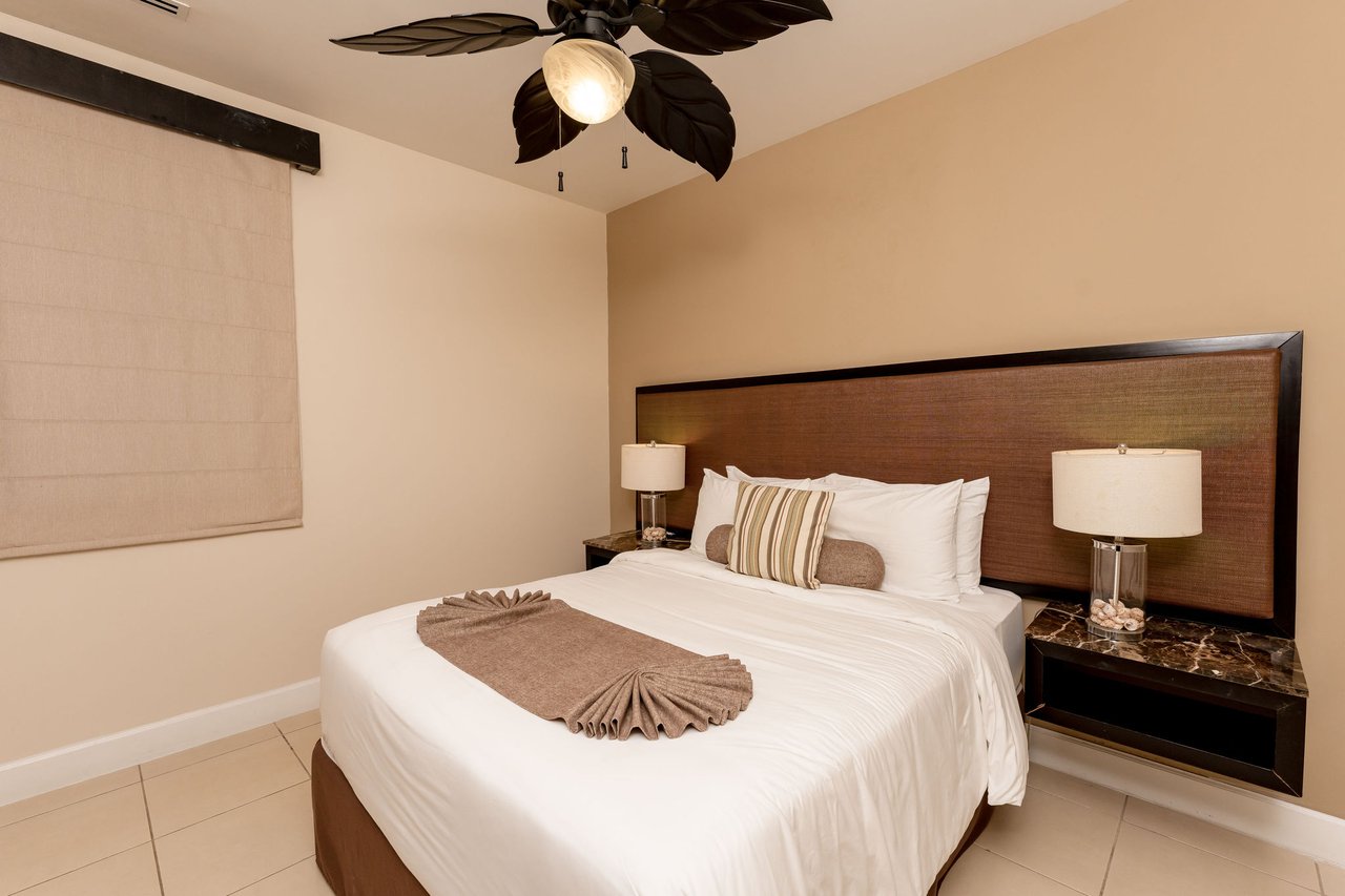 Pacifico L914, 2-Bed Condo, Playas del Coco