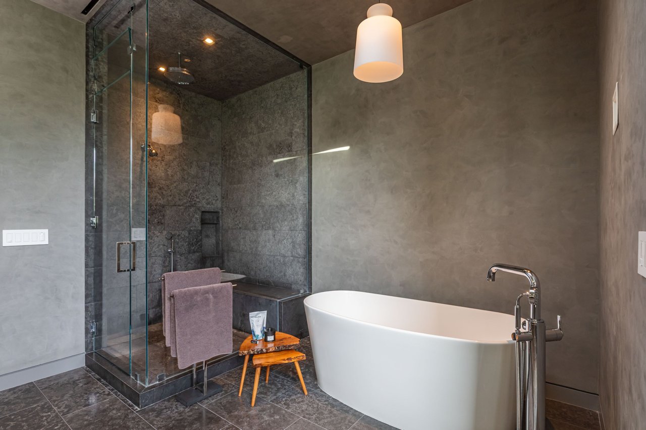 9011 Alto Cedro Dr, Beverly Hills