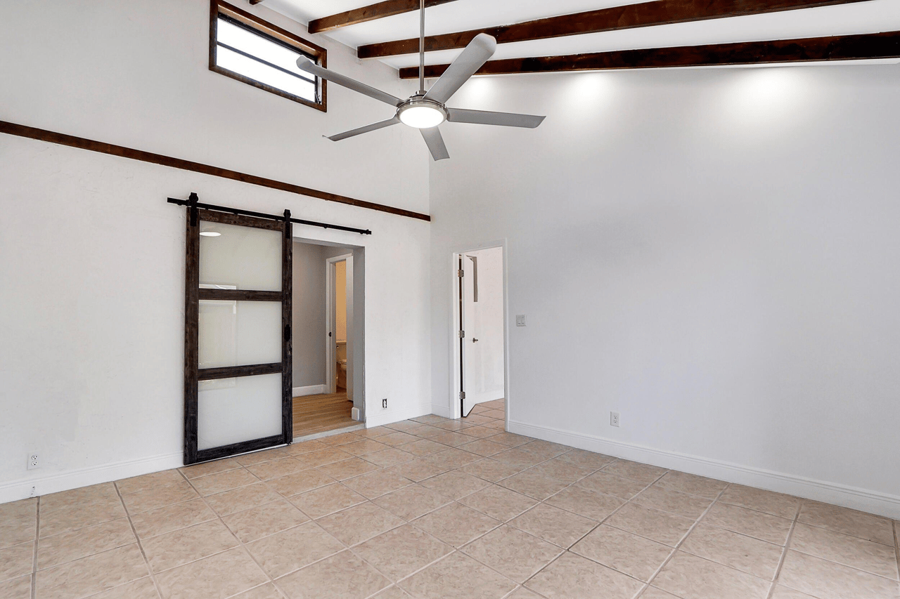 123 Stillwater Cir