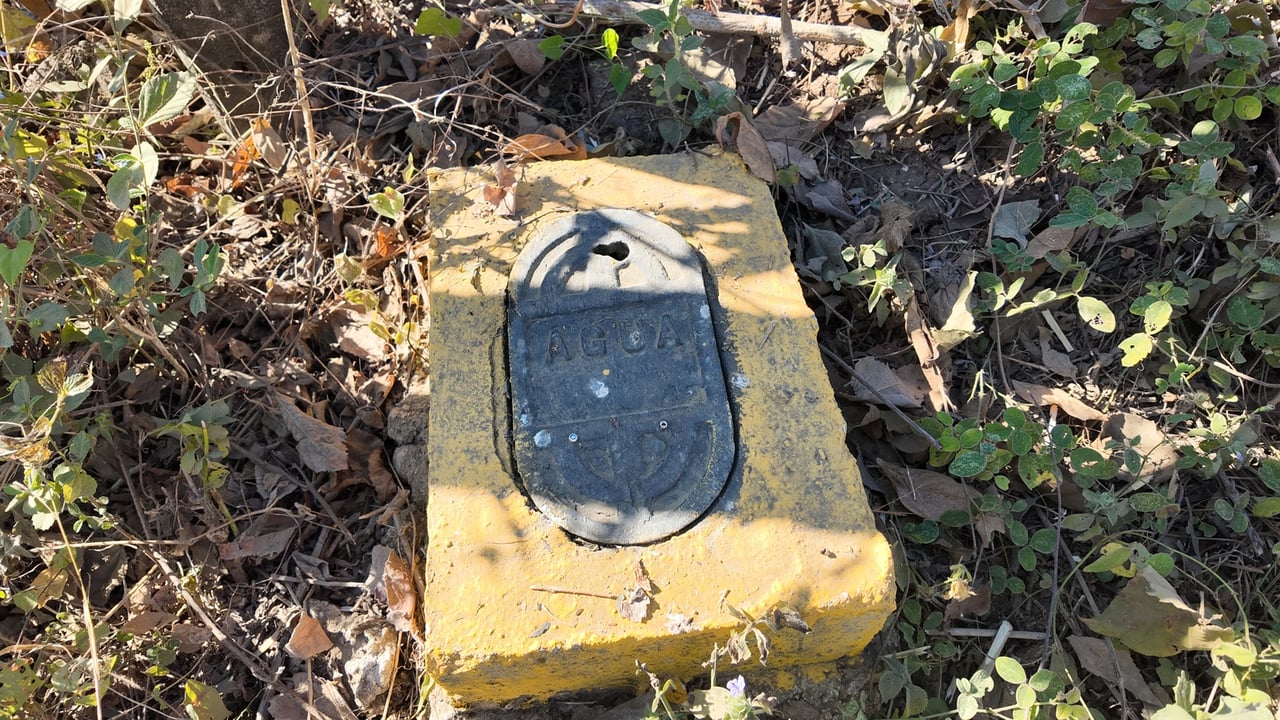 SURFSIDE LOT WITH WATER METER 