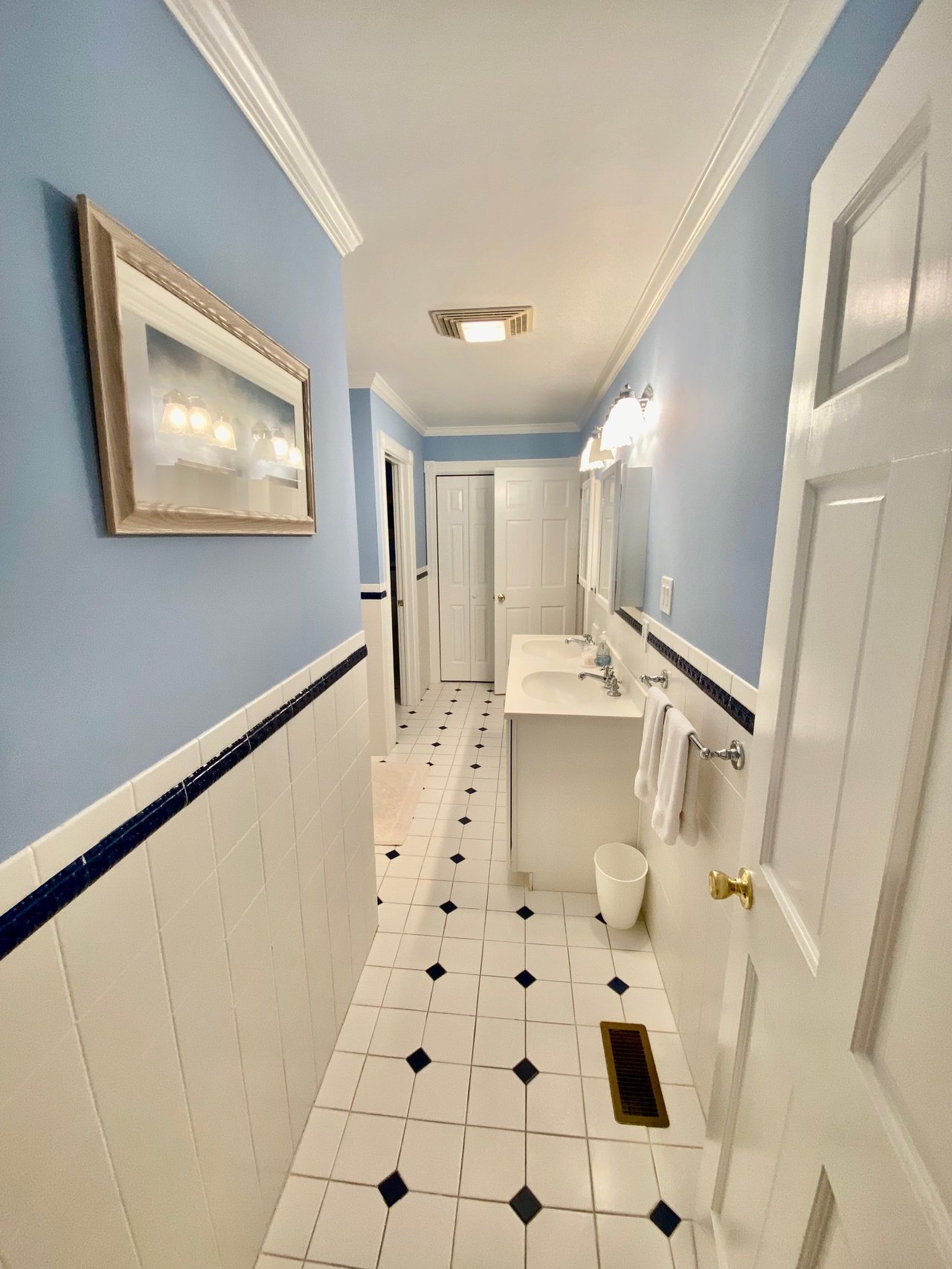 #1706 Oceanfront with Pool