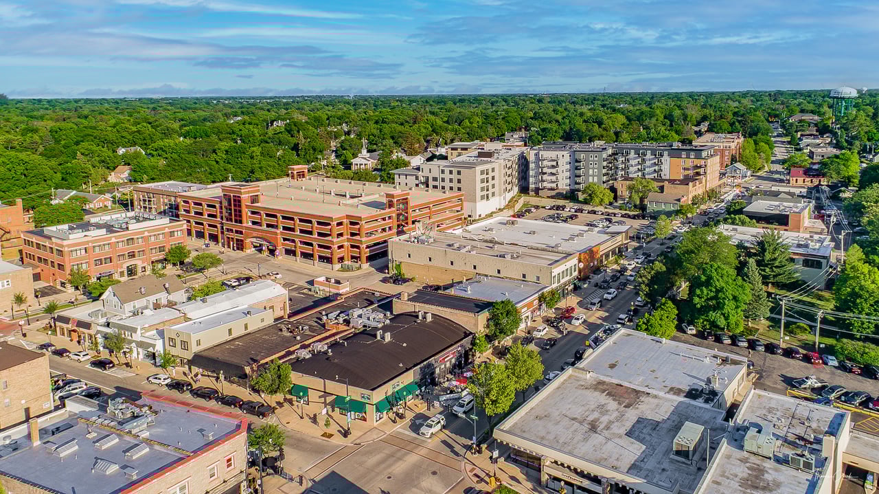 Premier Downtown Downers Grove Restaurant 