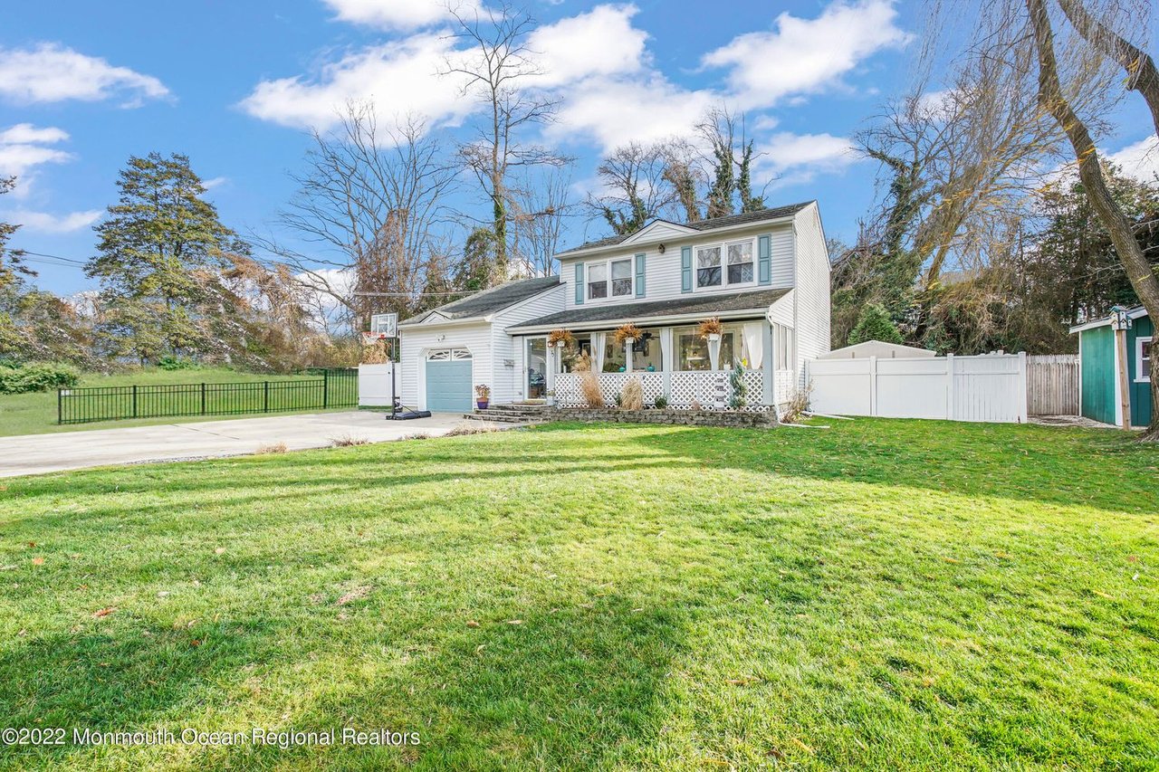 30 E End Ave