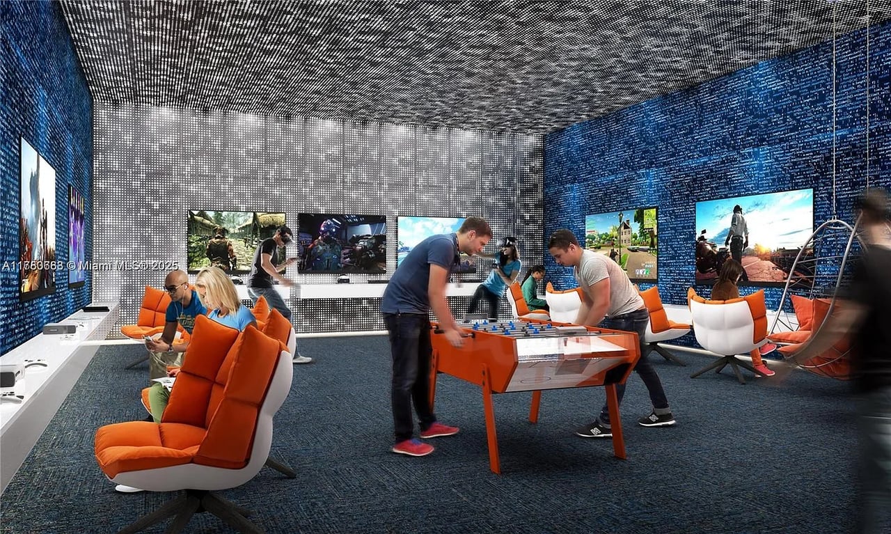 17975 Collins Ave #N701