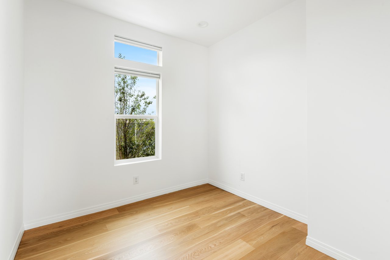 29500 Heathercliff #285