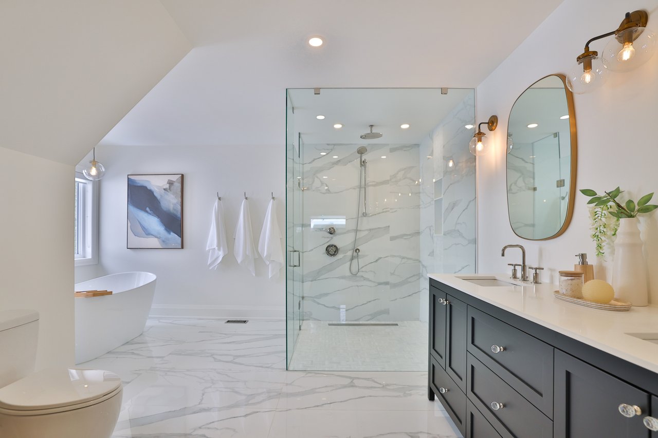 2464 Deer Run Avenue