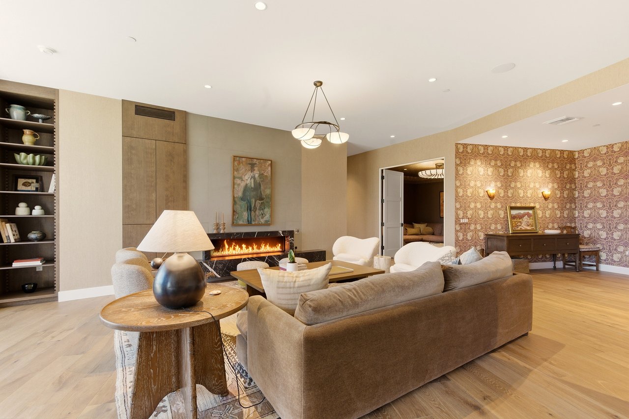 5000 N Camelback Ridge Drive 108