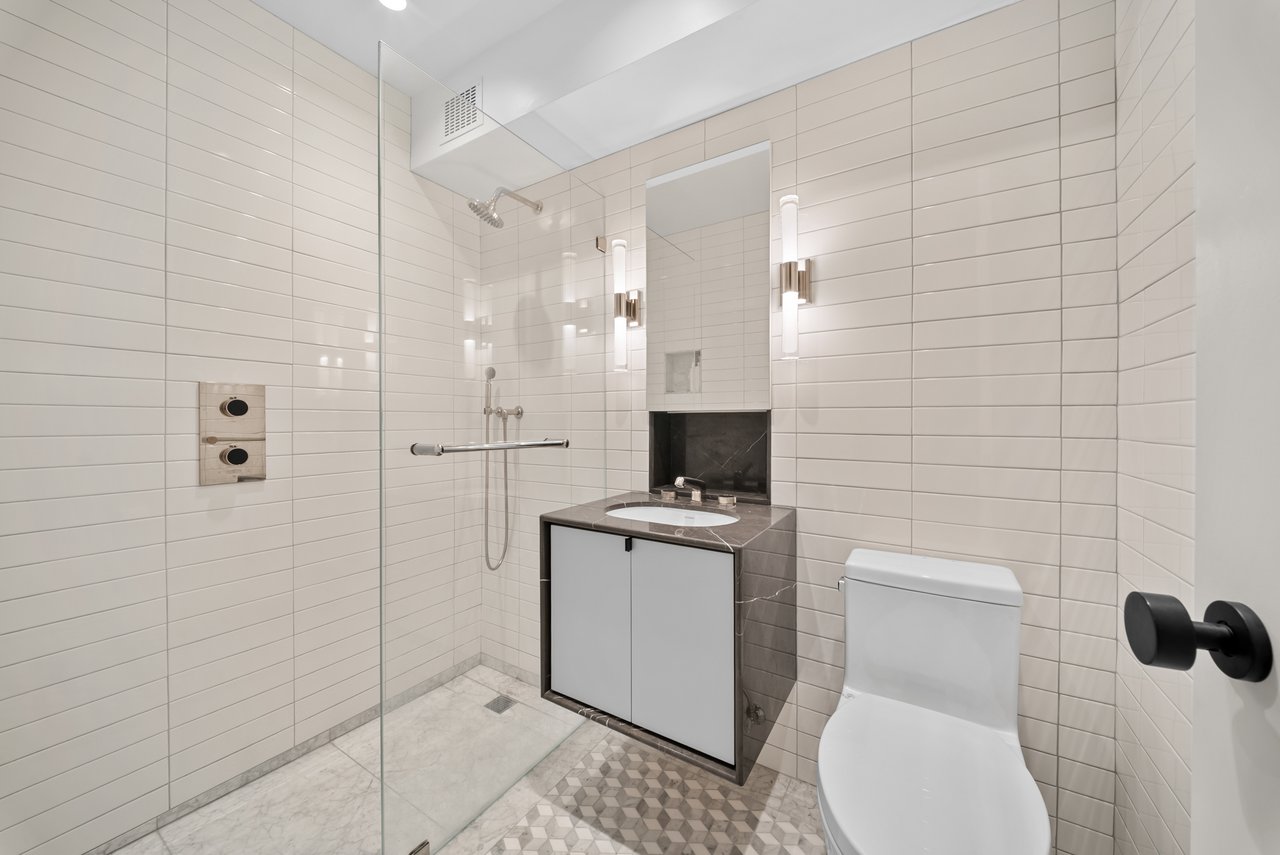 470 West 24th Street, New York, NY 10011