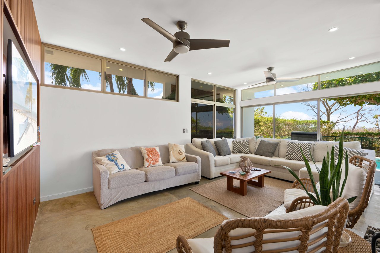 Casa Hijau | Modern Ocean-View Surf Home in Marbella
