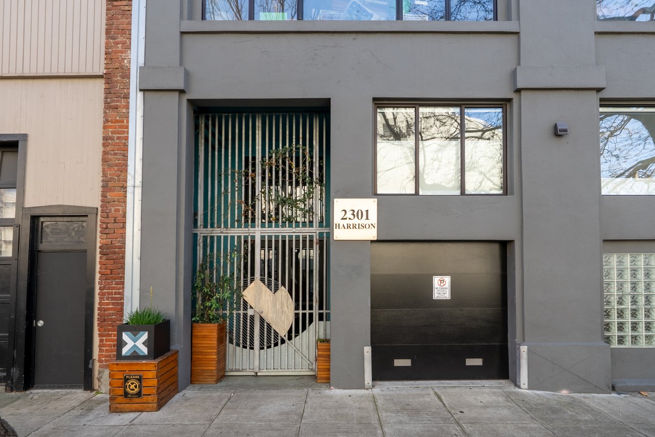 2301 Harrison St #203