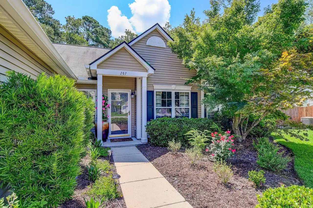 207 Ashford Cir