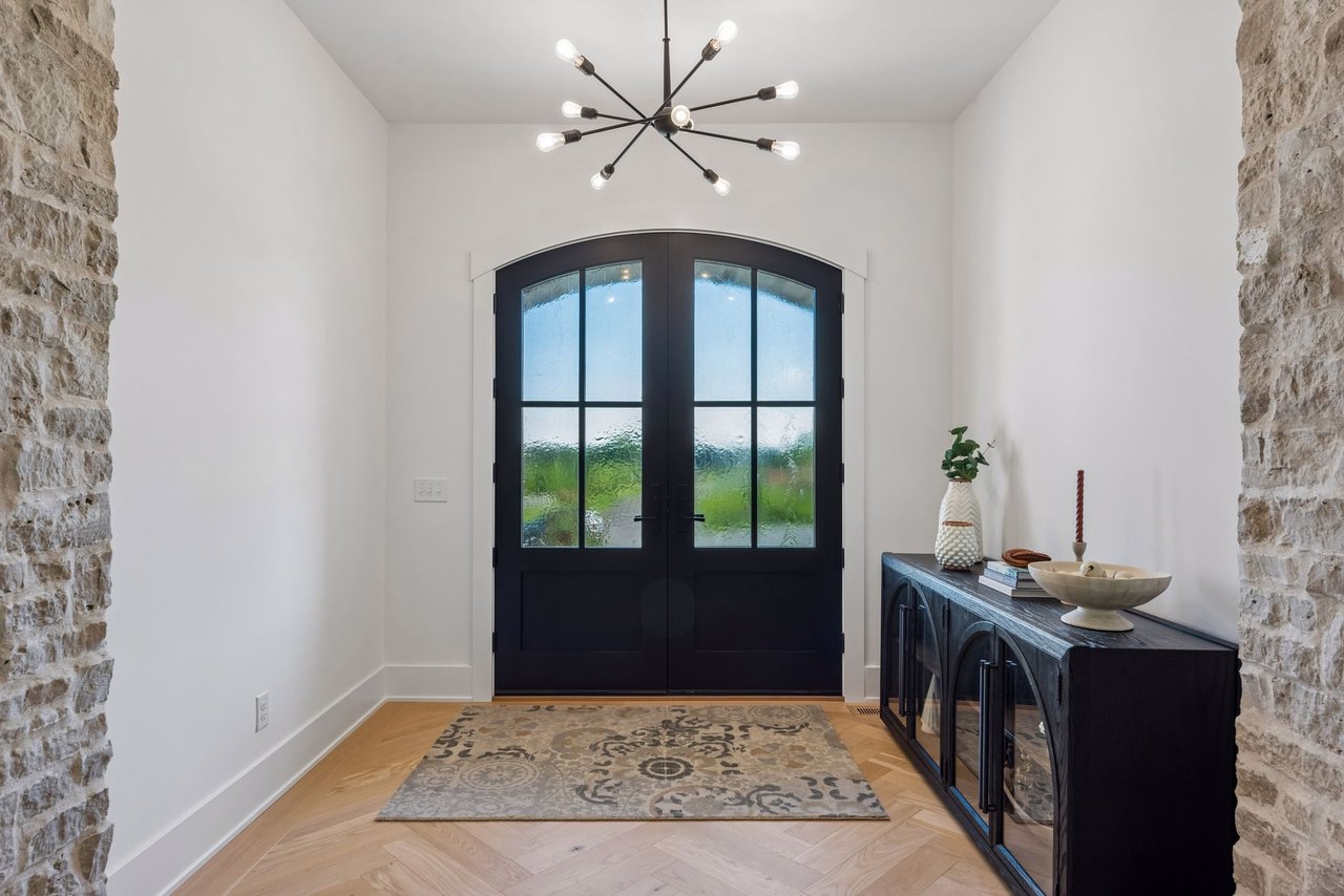 2888 Deer Hill Road, Medina