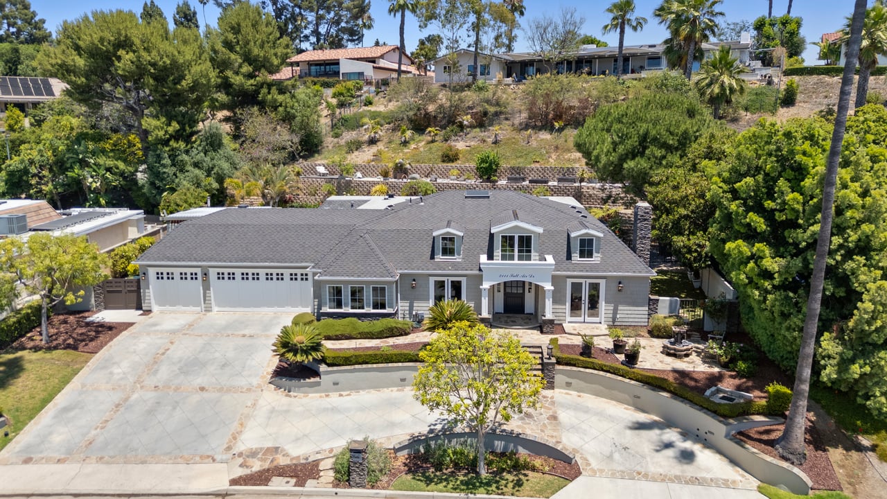 2111 Salt Air Drive