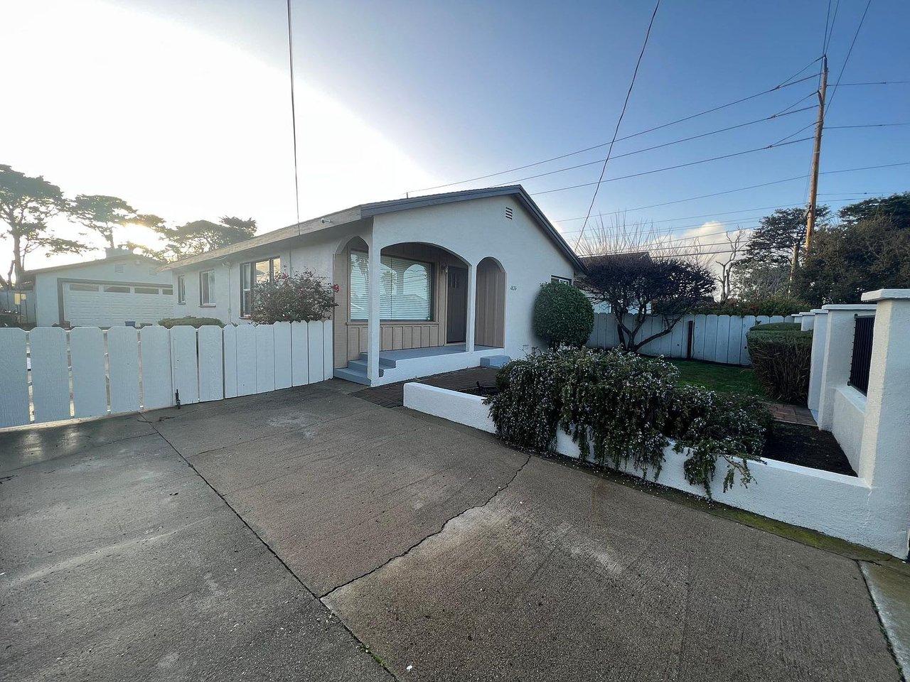 406 English Ave
